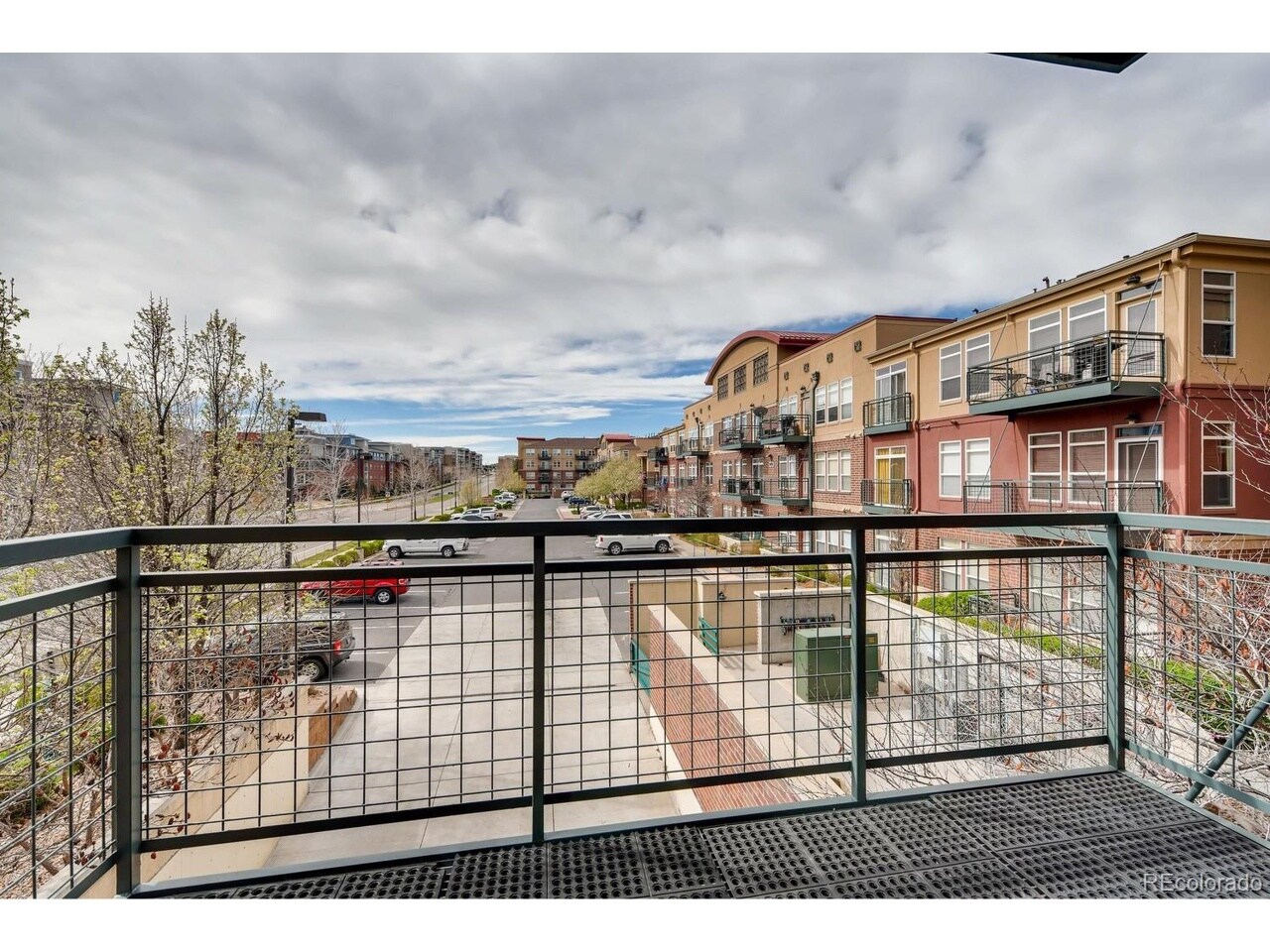 Building Photo - 10176 Park Meadows Dr