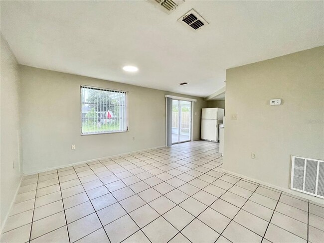 Building Photo - 10014 Sleepy Hollow Ln