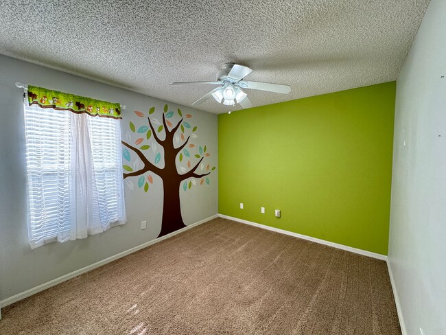 Building Photo - Spacious 4-bedroom, 3-bath POOL home in Cypress Springs! Pool Service INCLUDED!