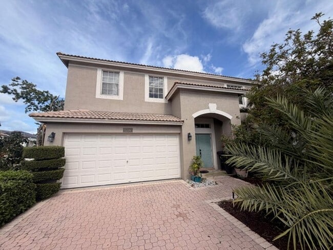 Building Photo - 1226 Avondale Ln