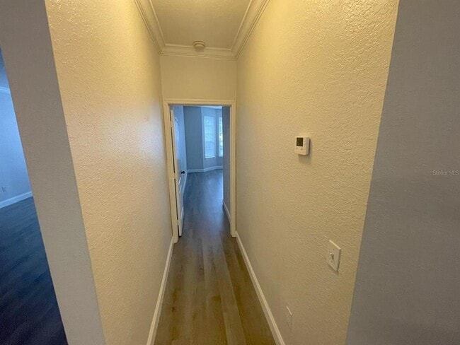 Building Photo - 3349 S Kirkman Rd