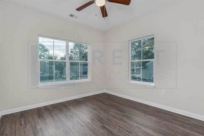 Building Photo - Newly built 3 bedroom, 2 bath Home