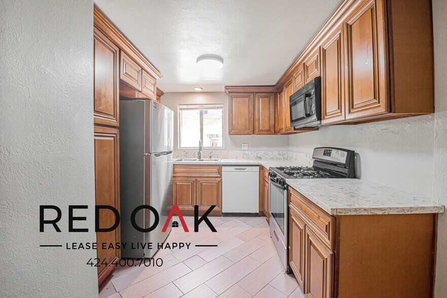 Building Photo - 915 Paseo Grande