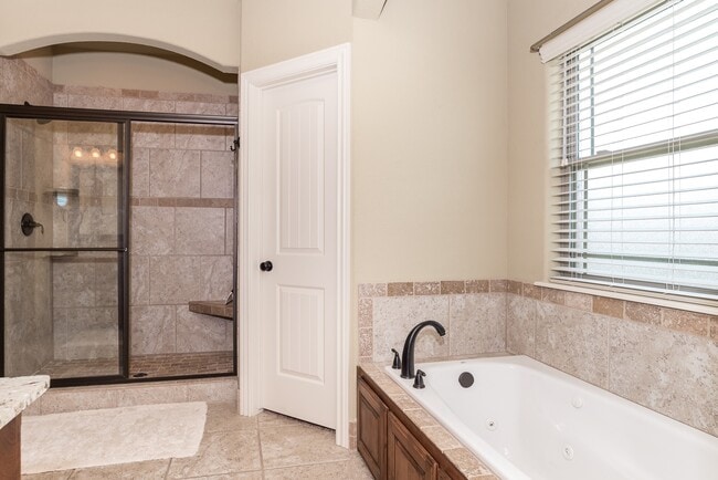 Building Photo - Iveys Subdivision