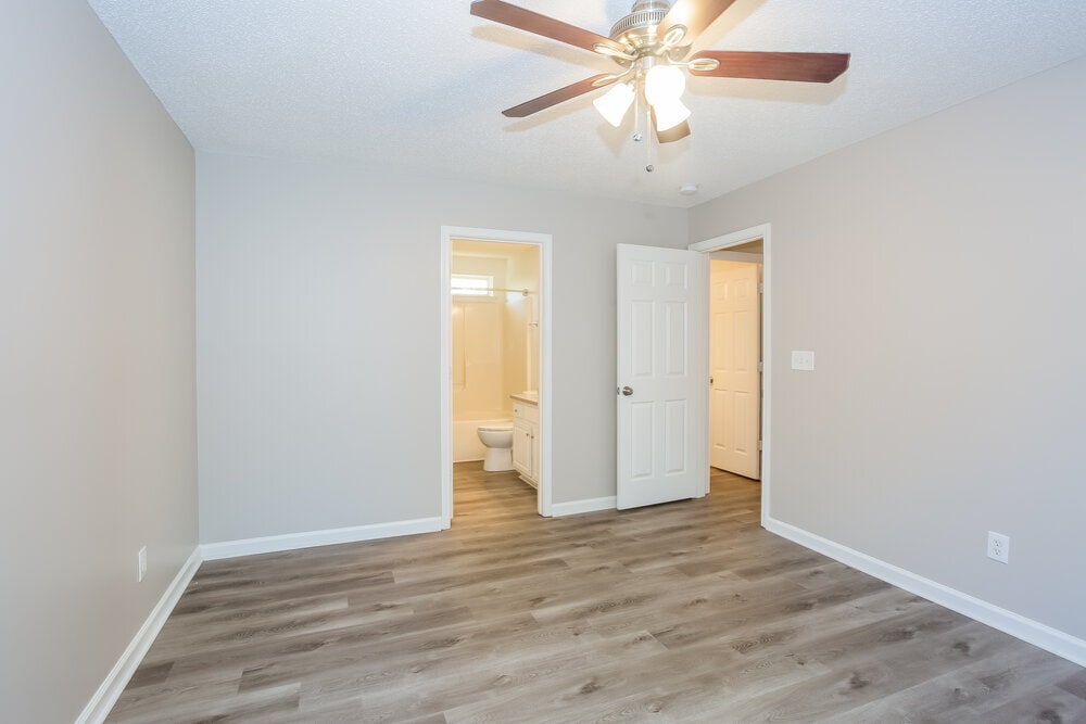 Building Photo - 7425 Saddle Trail Ln