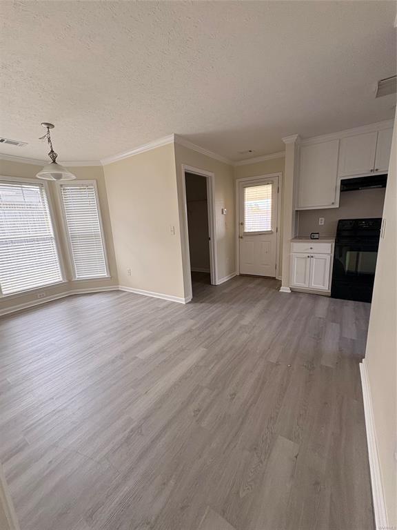 Building Photo - 1549 Hallwood Ln