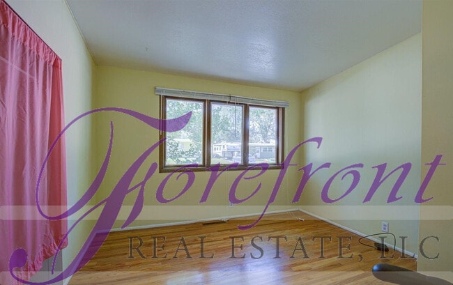 Building Photo - 2045 Laramie Ave