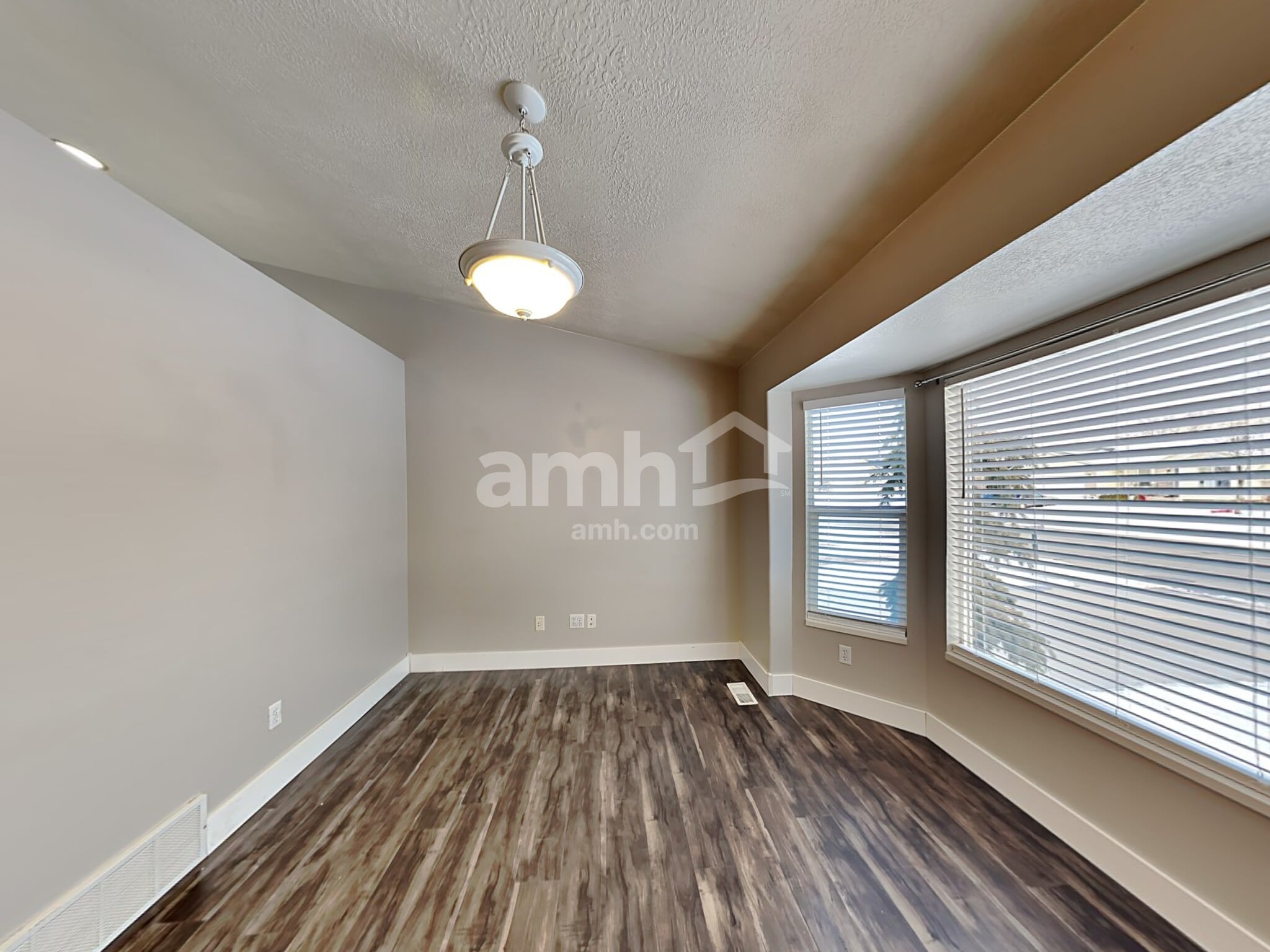 Building Photo - 52 S 1660 W