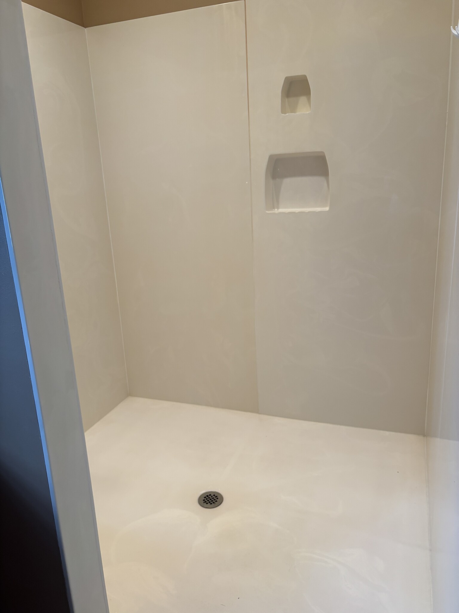 Master walk in shower - 5225 E Dee Woods Rd