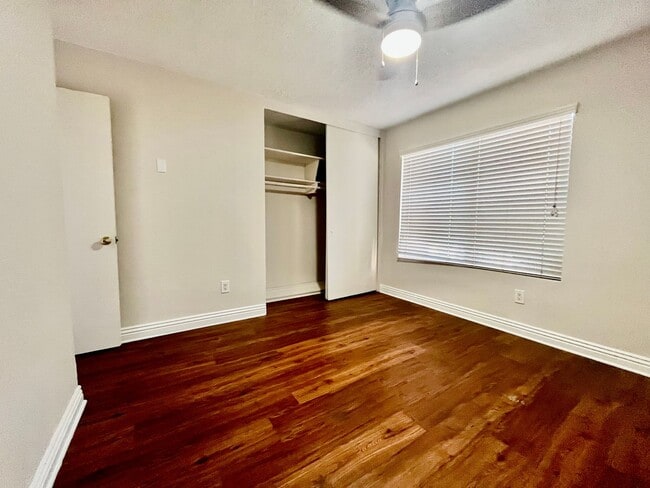 Building Photo - 7555 Linda Vista Rd