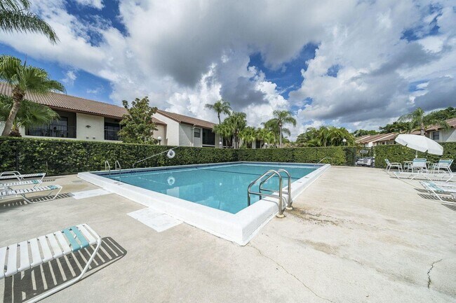 Building Photo - 22017 Palms Way