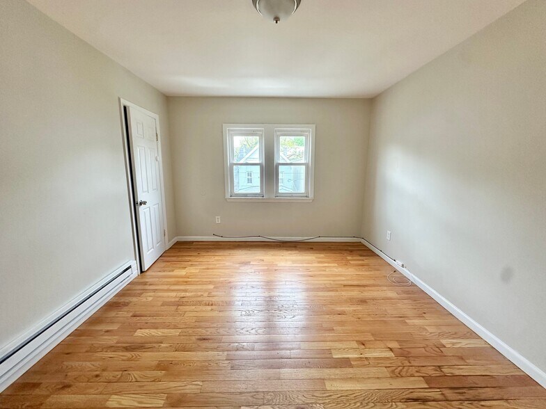 Building Photo - 86 Stuyvesant Ave.