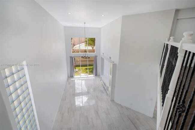 Building Photo - 5050 Greenwich Preserve Ct