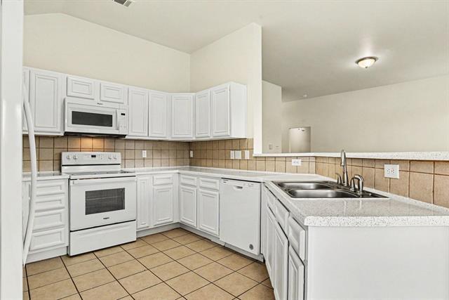 Building Photo - 2521 Ash Creek