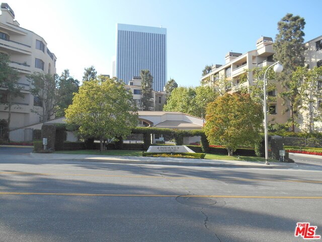 Building Photo - 2131 Century Park Ln