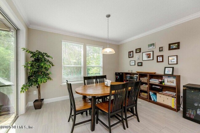 Building Photo - 487 Tintamarre Dr