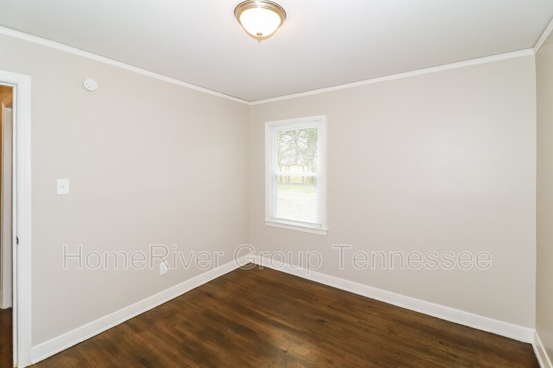 Building Photo - 1534 S Perkins Rd