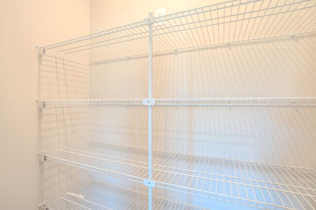 Building Photo - 14145 Lannister Ln