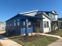 Building Photo - 3221 Loam Ln