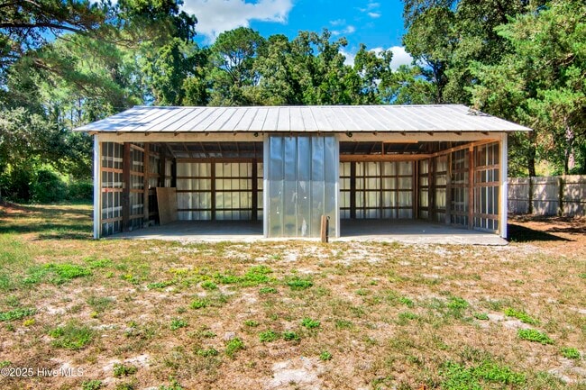 Building Photo - 111 Core Rd