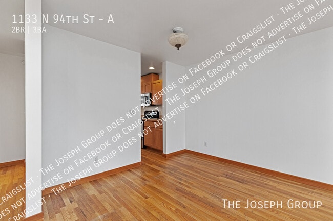 Building Photo - 1133 N 94th St