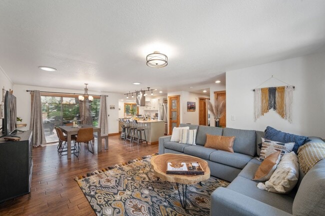 Building Photo - Available NOW thru Dec. 15th, 2025   ***La...