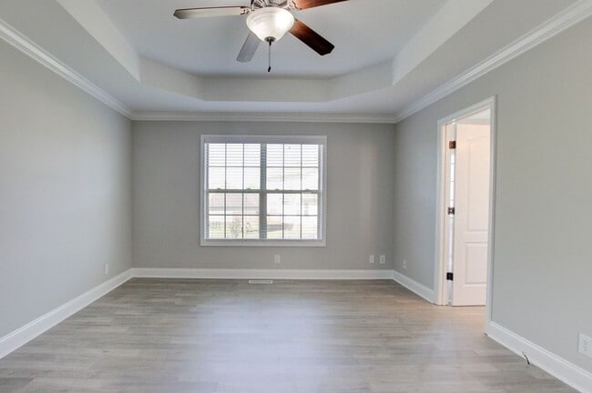 Building Photo - Bonus room is HUGE.  WOW