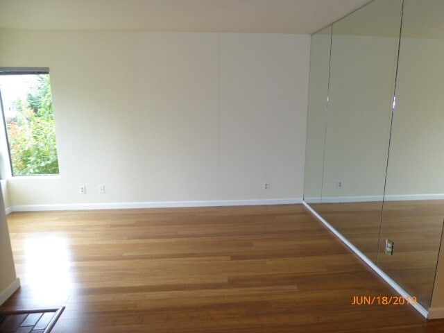 Building Photo - Remodeled 2 Bed 1.75 Bath Condo in Capitol...