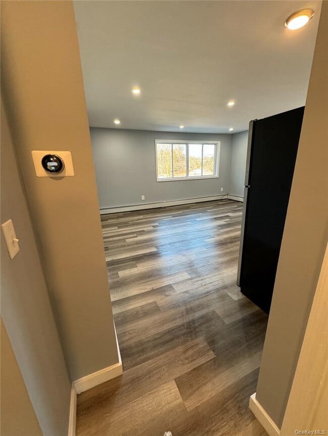 Building Photo - 4931 State Rte 55