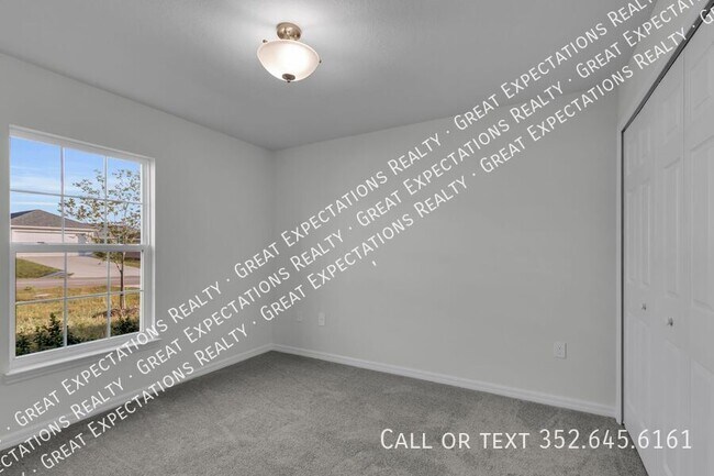 Building Photo - 678 Walkertown Dr