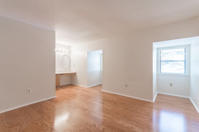 Building Photo - 2BR/2.5BA condo in Brandon Mill Farms in S...