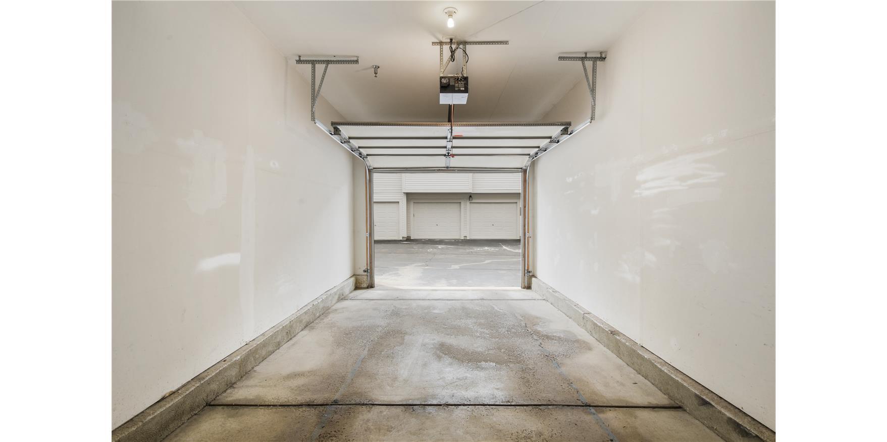 Building Photo - 680 Mill Cir