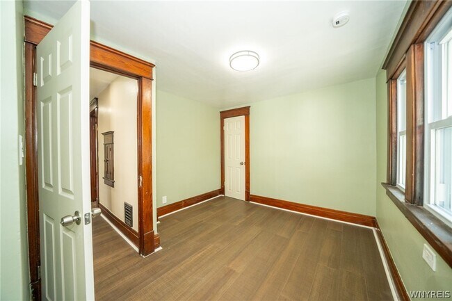 Building Photo - 23 Aldrich Pl