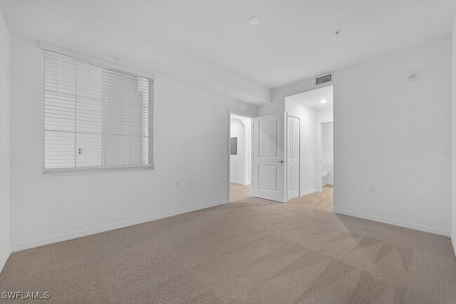 Building Photo - 5555 Double Eagle Cir