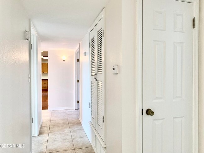 Building Photo - 308 Cabaret Dr