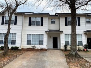 Building Photo - Introducing a charming 3 bedroom townhome ...