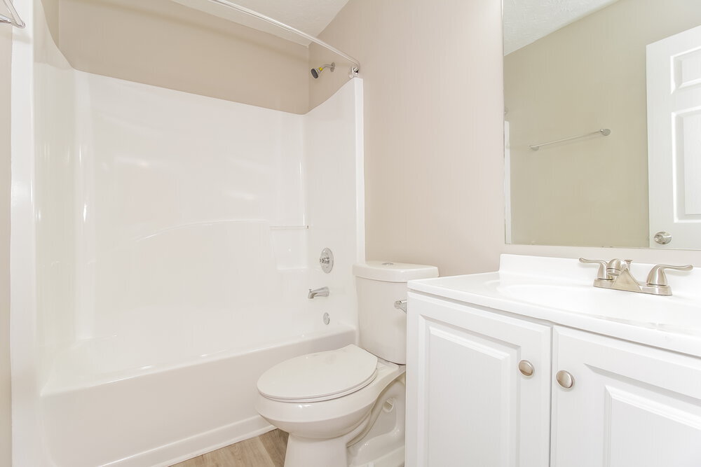 Building Photo - 20 Tavern Green