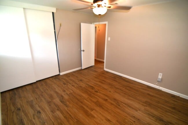 Building Photo - Newly updated, 3 bedroom, 1.5 bath home in Baker