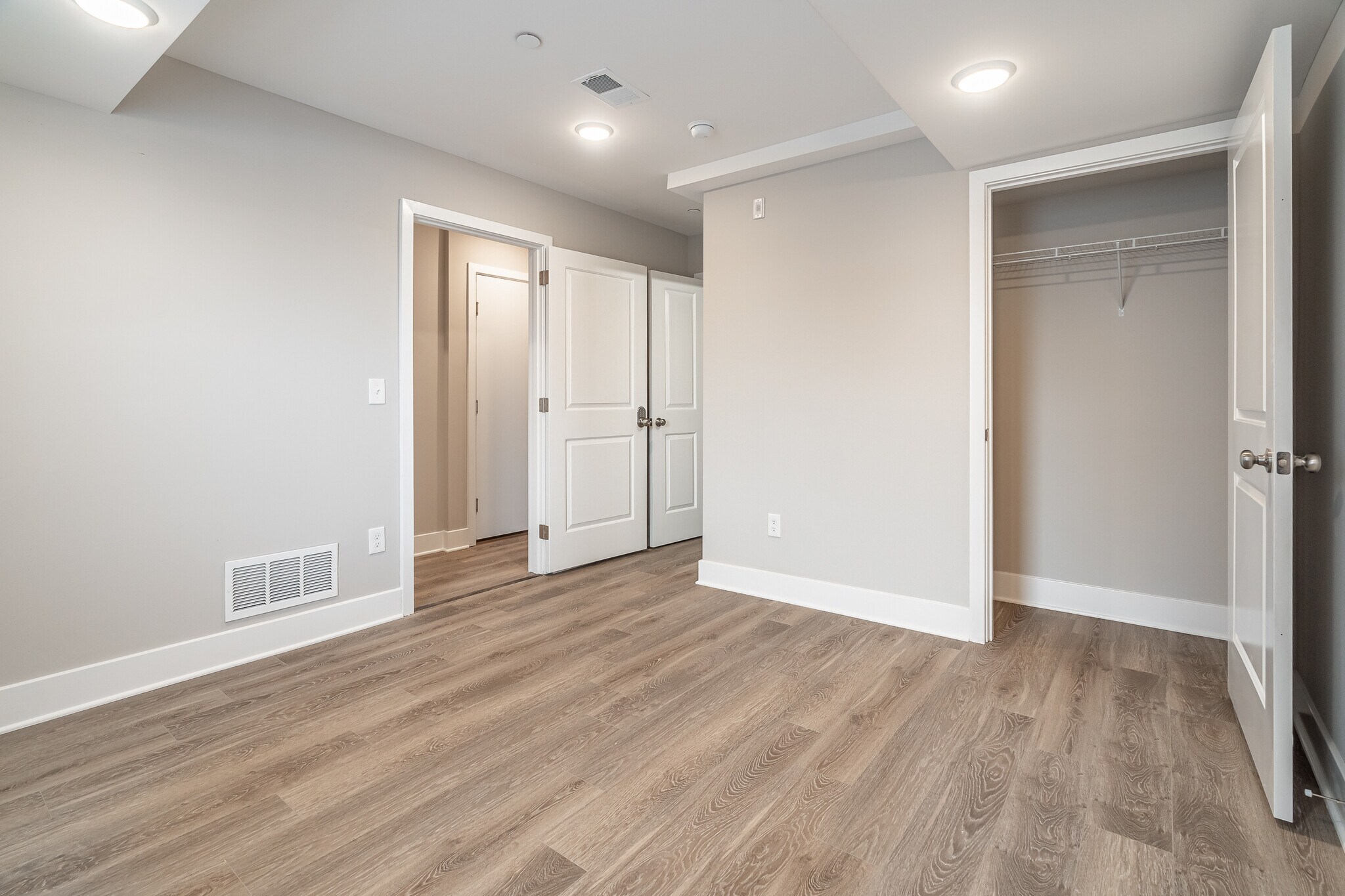 Building Photo - 421 N 39th St