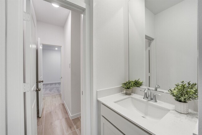 Building Photo - 31111 Marlow Mnr Ct