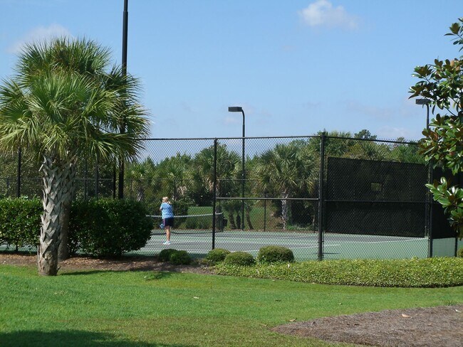 Building Photo - 3154 Shorecrest Bay Dr