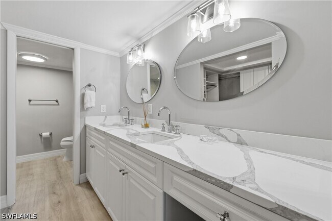 Building Photo - 6080 Pelican Bay Blvd