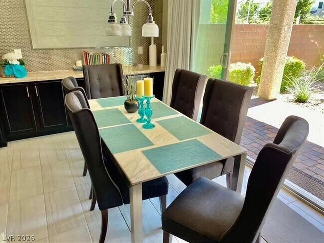 Building Photo - 6845 Black Ash St