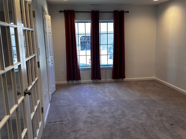 Building Photo - 14107 Pinehurst Ln