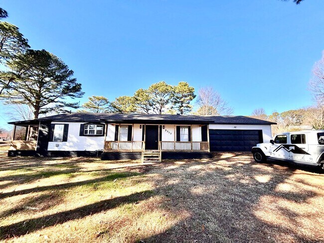 Building Photo - 5313 Johnwood- Valley View-Move In Ready!