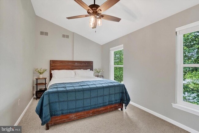 Building Photo - 780 Blossom Hill Ln