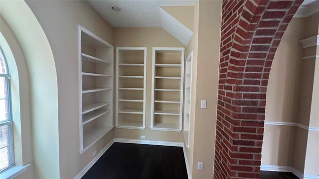 Building Photo - 2205 Eagles Nest Dr