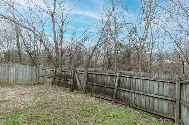 Building Photo - 3058 Penn Meade Way