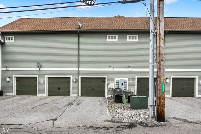 Building Photo - 2241 N Scioto St