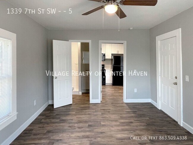 Building Photo - Cozy Efficiency in Winter Haven, FL